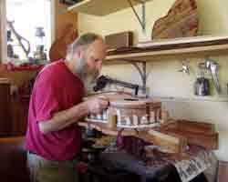 photo luthier dan kellaway